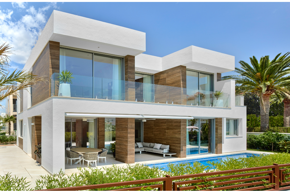 V&E SEAFRONT VILLA, A PRIVATE HOUSING IN LA COSTA DORADA